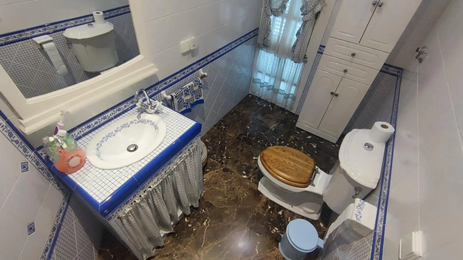 Bathroom of Houses for sale in San Vicente del Raspeig / Sant Vicent del Raspeig  with Air Conditioner, Heating and Private garden
