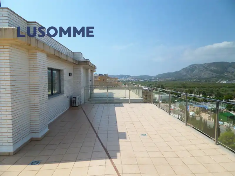 Terrasse von Maisonette zum Verkauf in Oropesa del Mar / Orpesa mit Klimaanlage, Terrasse und Abstellraum