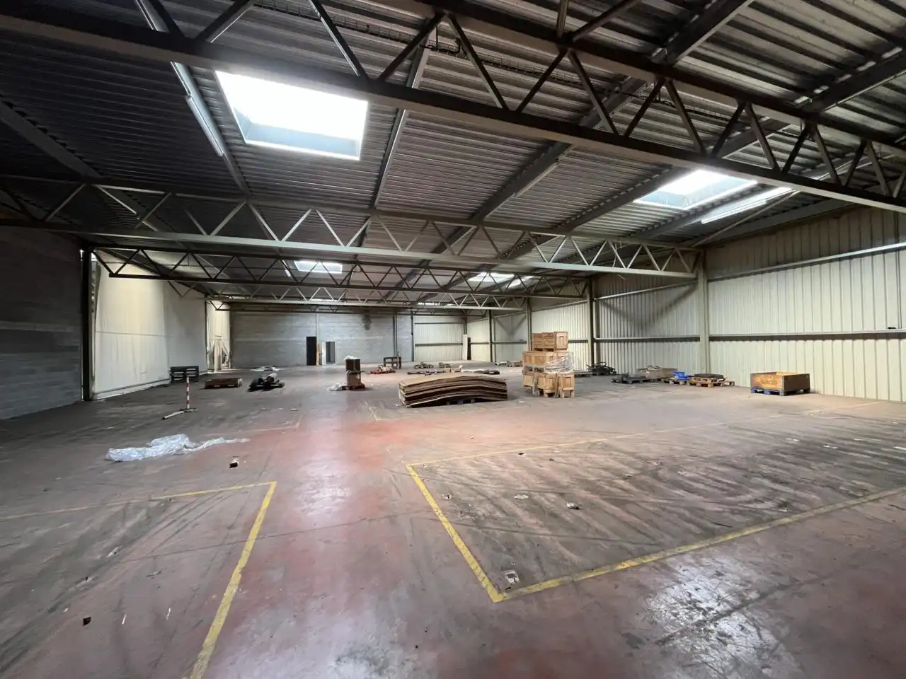 Nave industrial en venta en Manlleu con Alarma