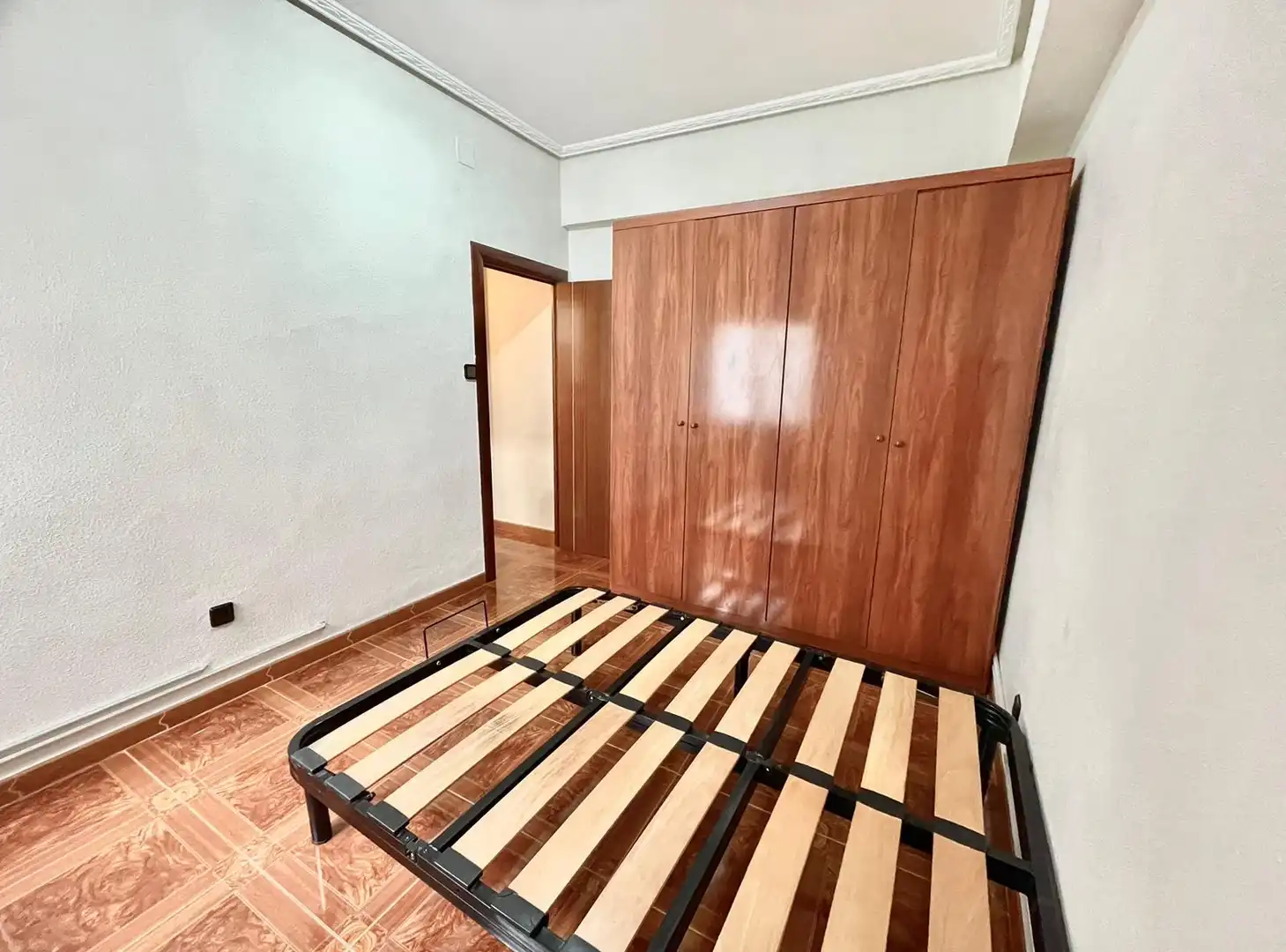 Habitación de Piso en venta en Valladolid con Calefacción, Terraza y Amueblado