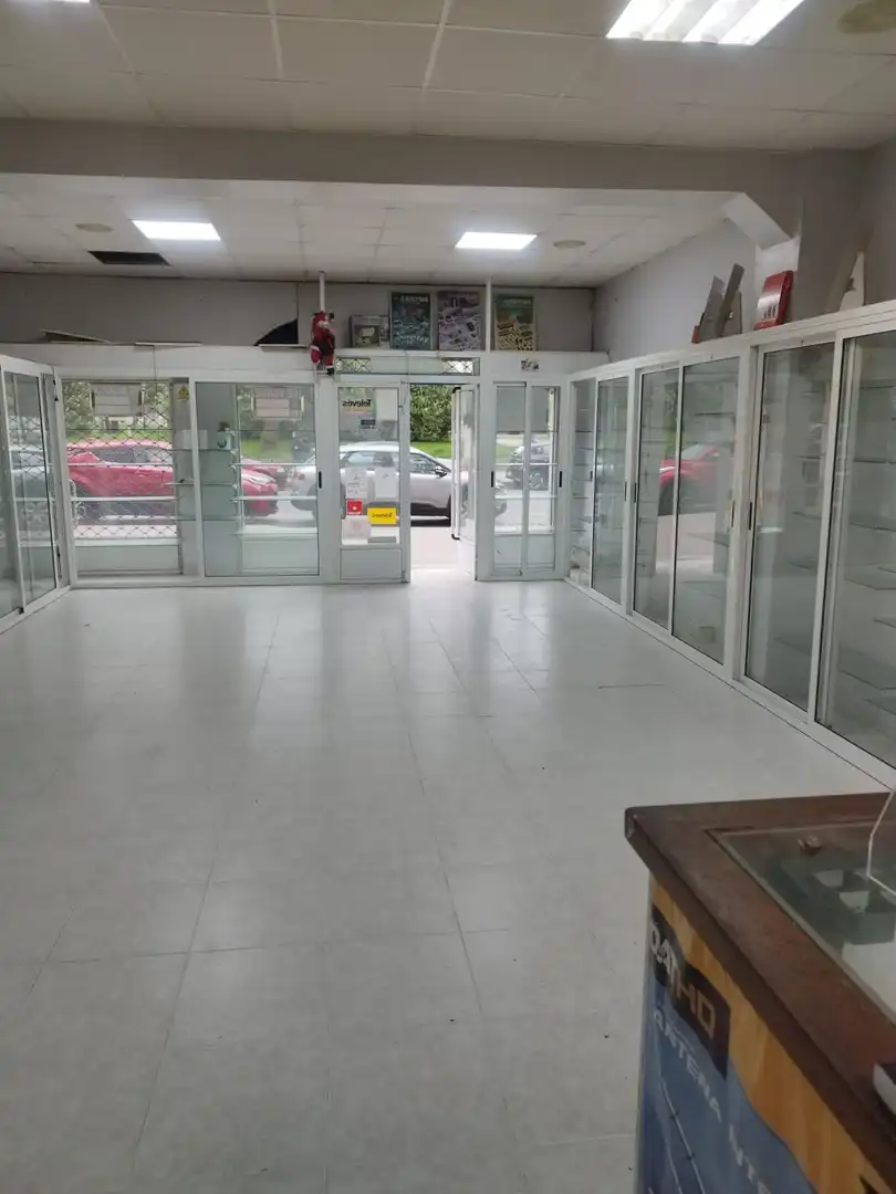 Local comercial en venta en Porta Nova, imagen 7