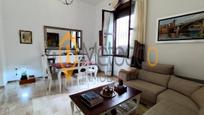 Living room of Flat for sale in  Sevilla Capital  with Air Conditioner, Heating and Washing machine