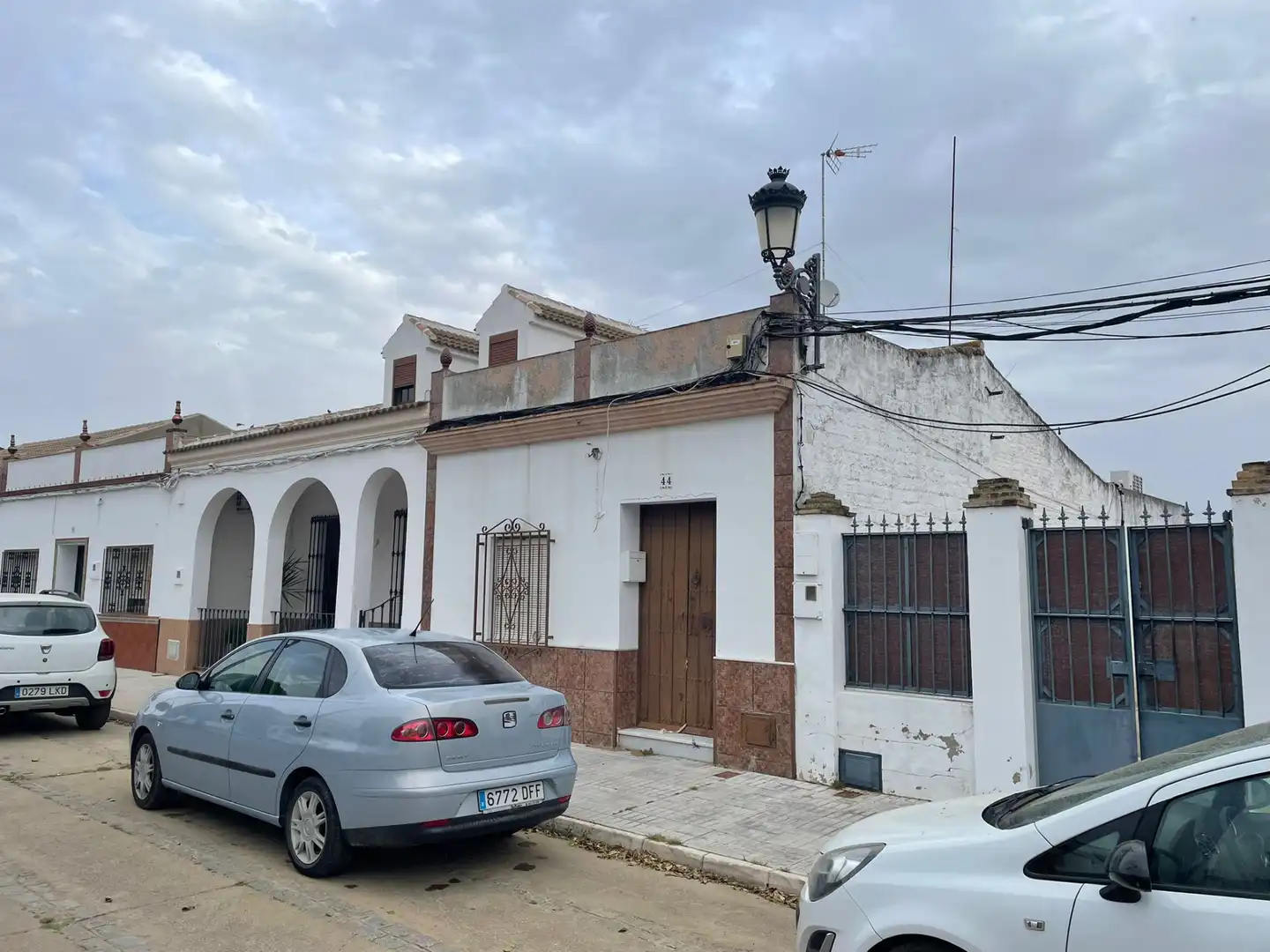 Exterior view of Houses for sale in Carrión de los Céspedes  with Private garden