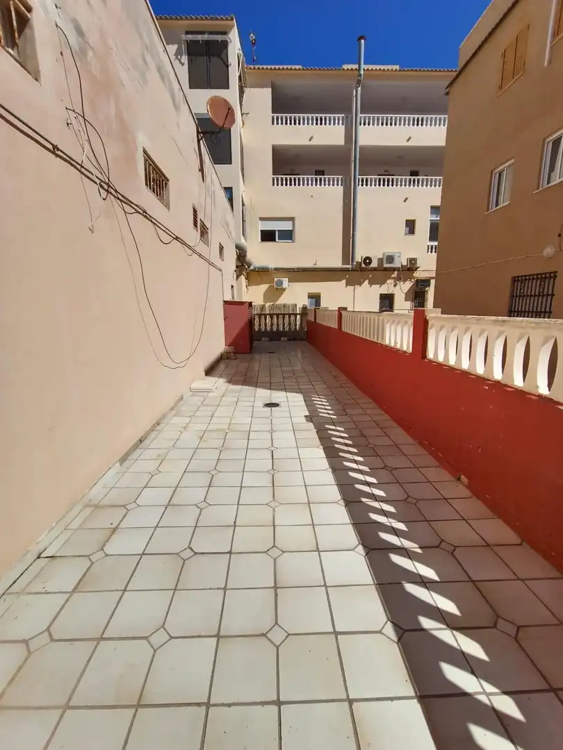 Terraza de Local en venta en Torrevieja con Aire acondicionado, Terraza y Amueblado