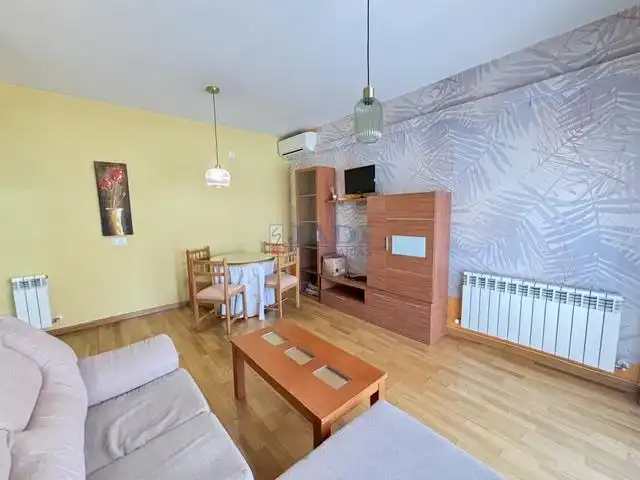 Sala de estar de Apartamento en venta en Valdepeñas con Aire acondicionado, Calefacción y Amueblado