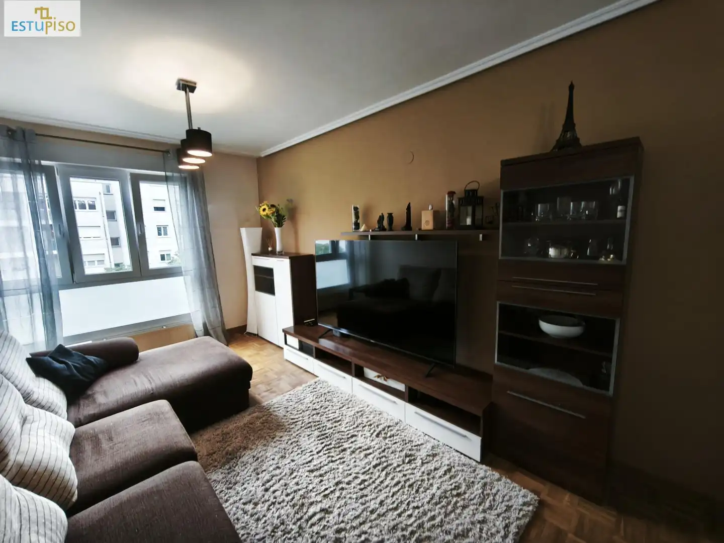 Wohnzimmer von Wohnung zum Verkauf in Vitoria - Gasteiz mit Heizung, Abstellraum und Möbliert