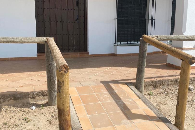 Foto 1 de Planta baixa en venda a Calle Santa María, El Rocío, Huelva