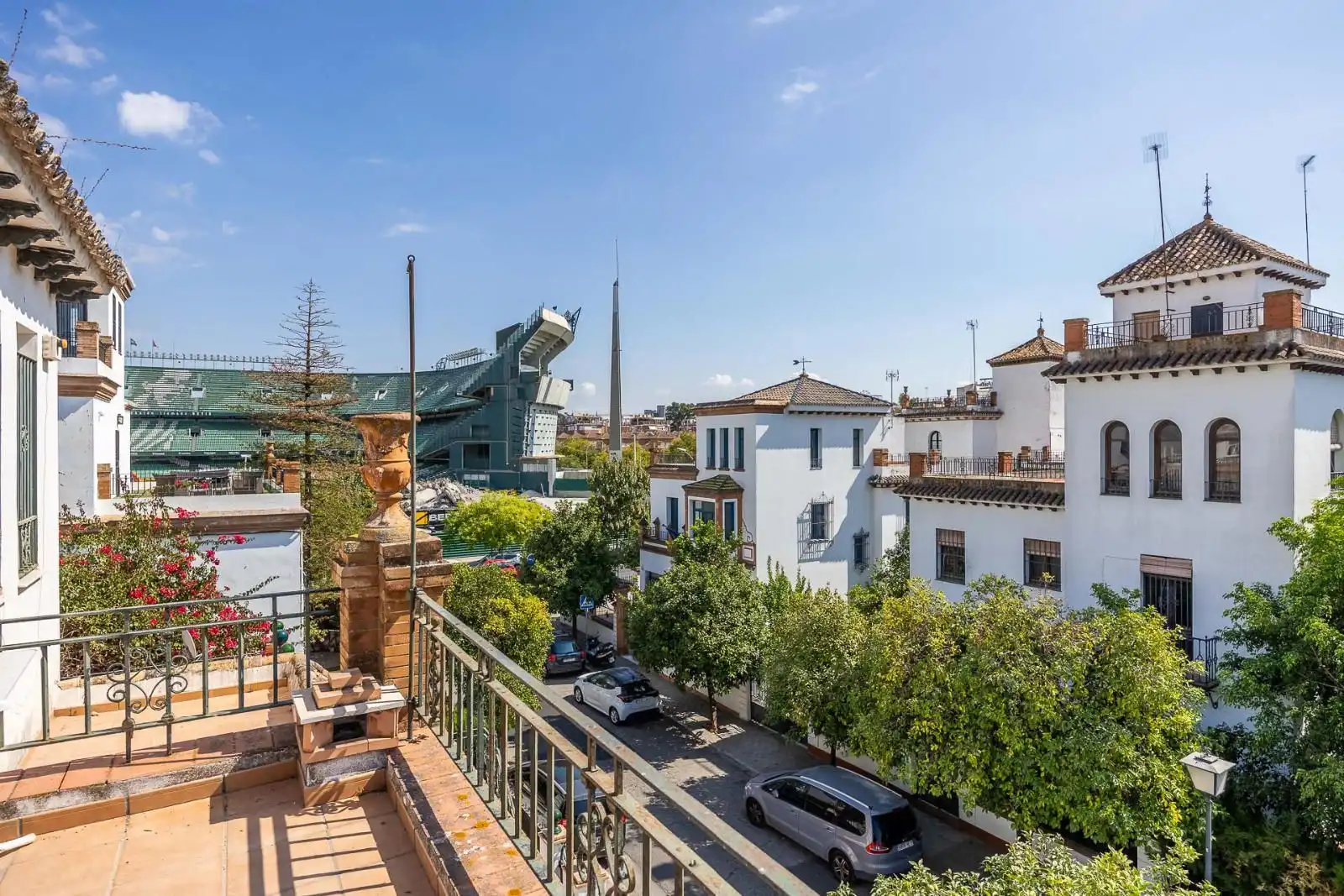 Vista exterior de Casa o xalet en venda en Sevilla amb Aire condicionat, Calefacció i Traster