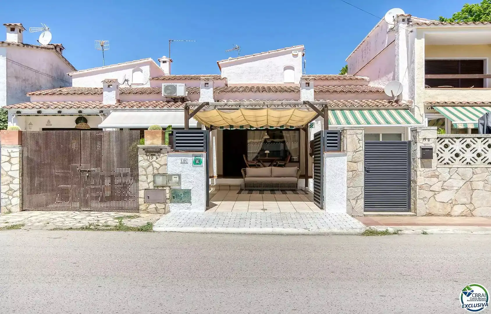 Vista exterior de Casa o chalet en venta en Garrigàs con Terraza y Amueblado