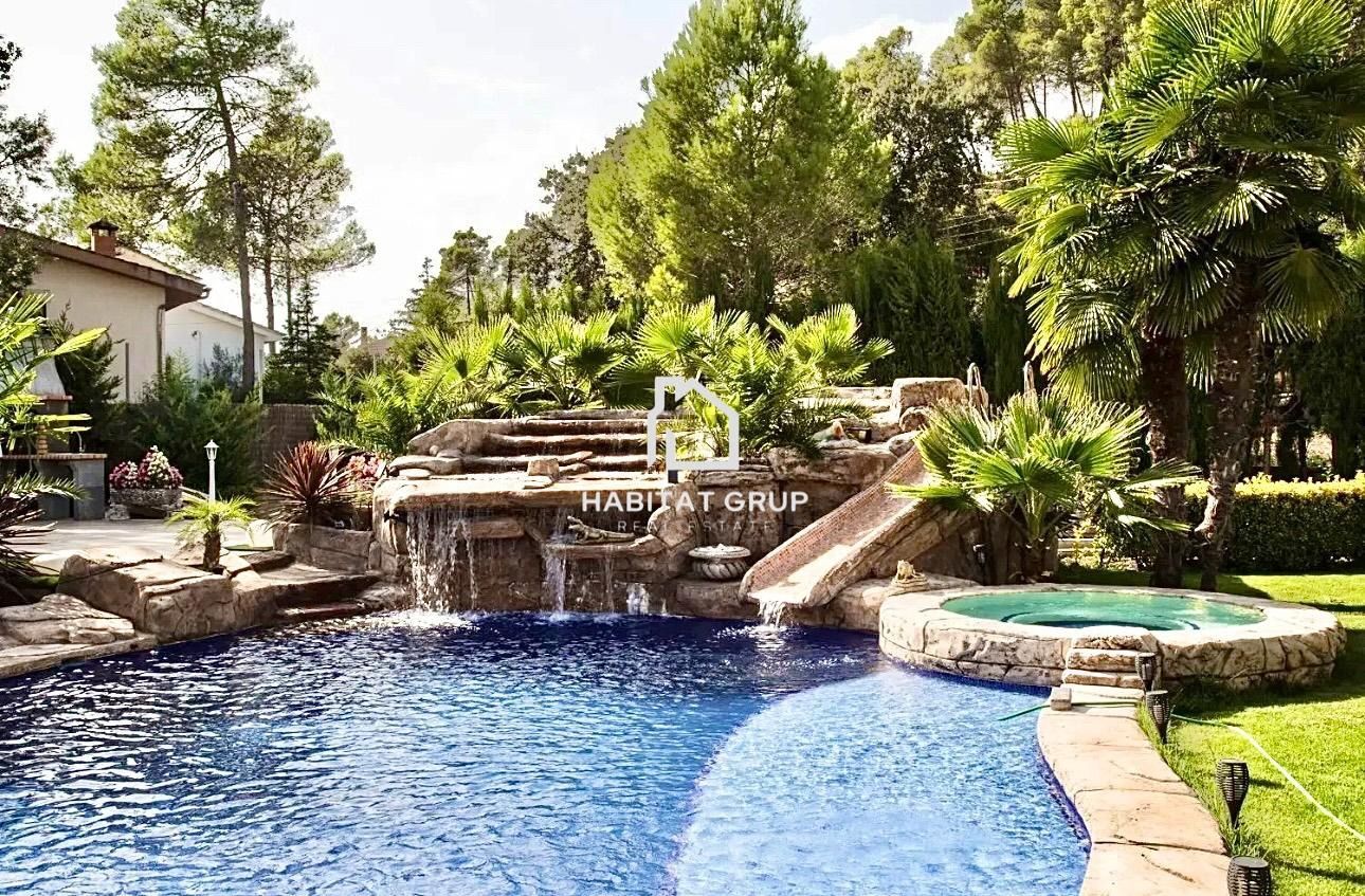 Piscina de Casa o xalet en venda en Castellnou de Bages amb Aire condicionat, Calefacció i Jardí privat