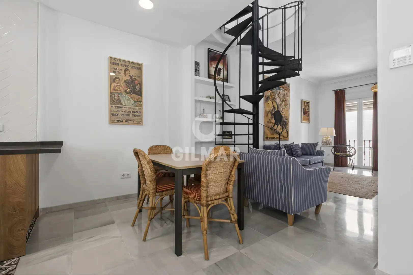 Exterior view of Duplexes for sale in Sevilla  with Heating and Balcony