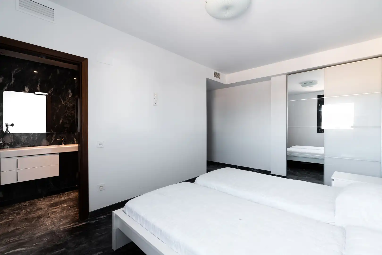 Habitación de Casa o chalet en venta en L'Ametlla de Mar  con Aire acondicionado, Calefacción y Jardín privado