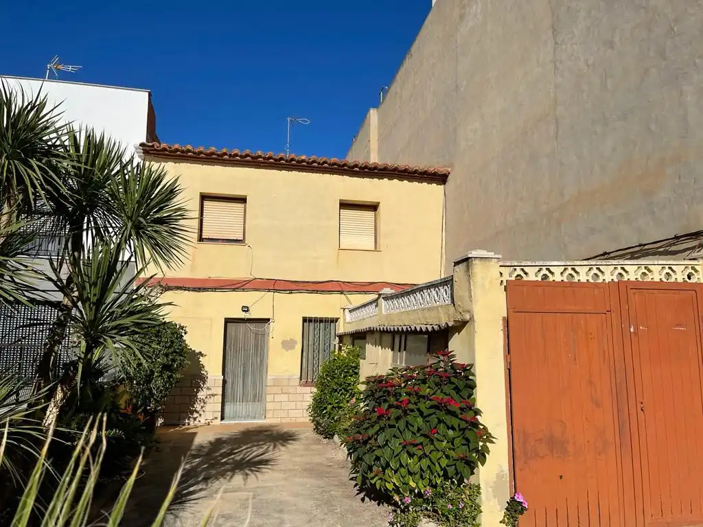 Vista exterior de Casa o chalet en venta en Nules con Jardín privado y Terraza