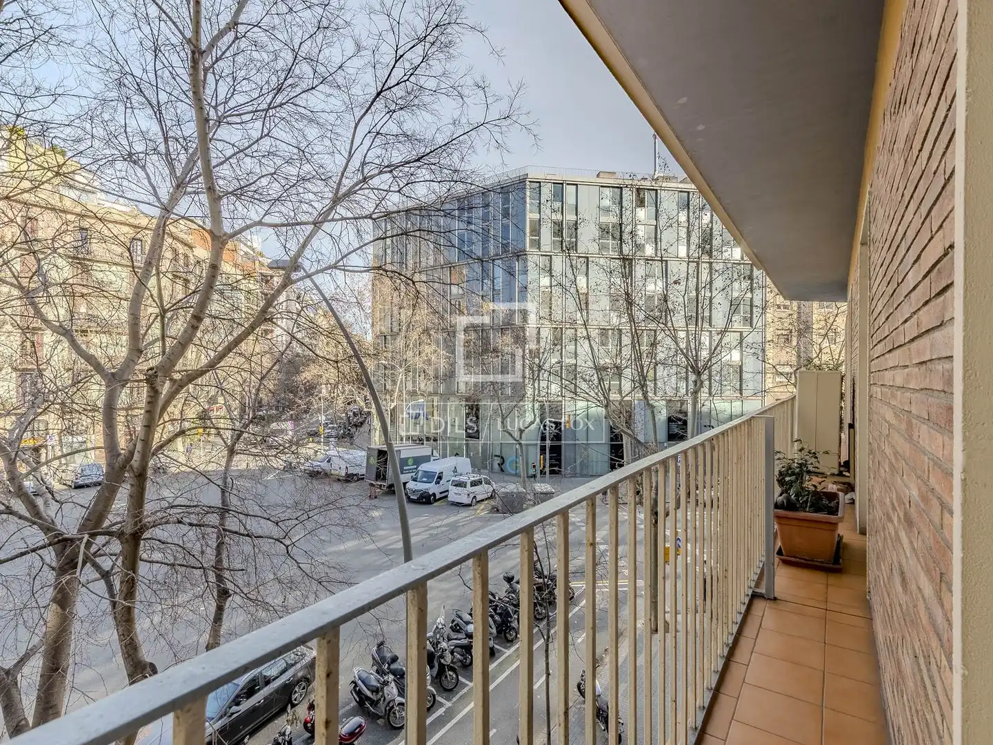 Vista exterior de Pis en venda en Barcelona amb Aire condicionat, Calefacció i Parquet