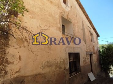 Maison à vendre à Oña