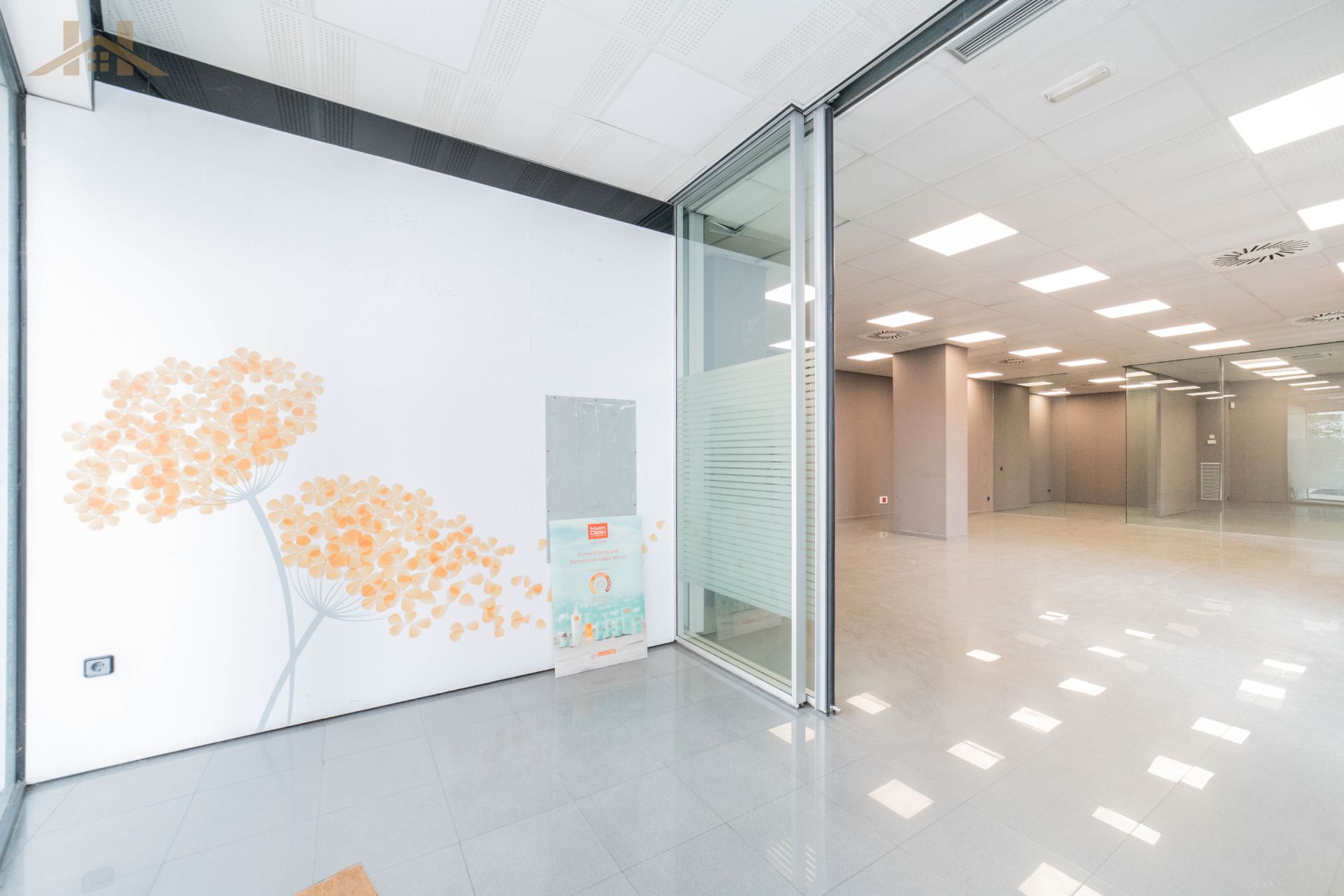 Premises for sale in Alcorcón  with Air Conditioner and Heating