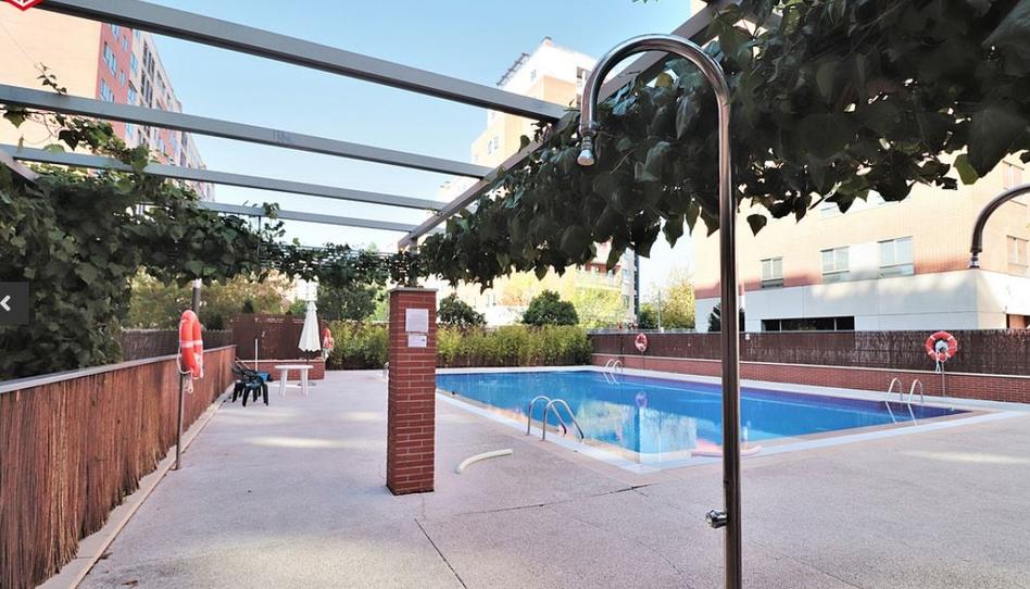 Foto 1 de Piso en venta en Calle Eros, Legazpi, Madrid