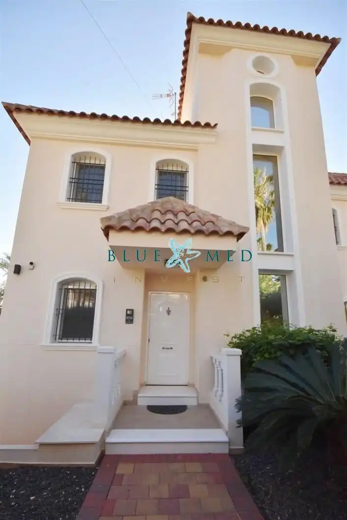 Vista exterior de Casa o chalet en venta en Cartagena con Aire acondicionado, Jardín privado y Terraza