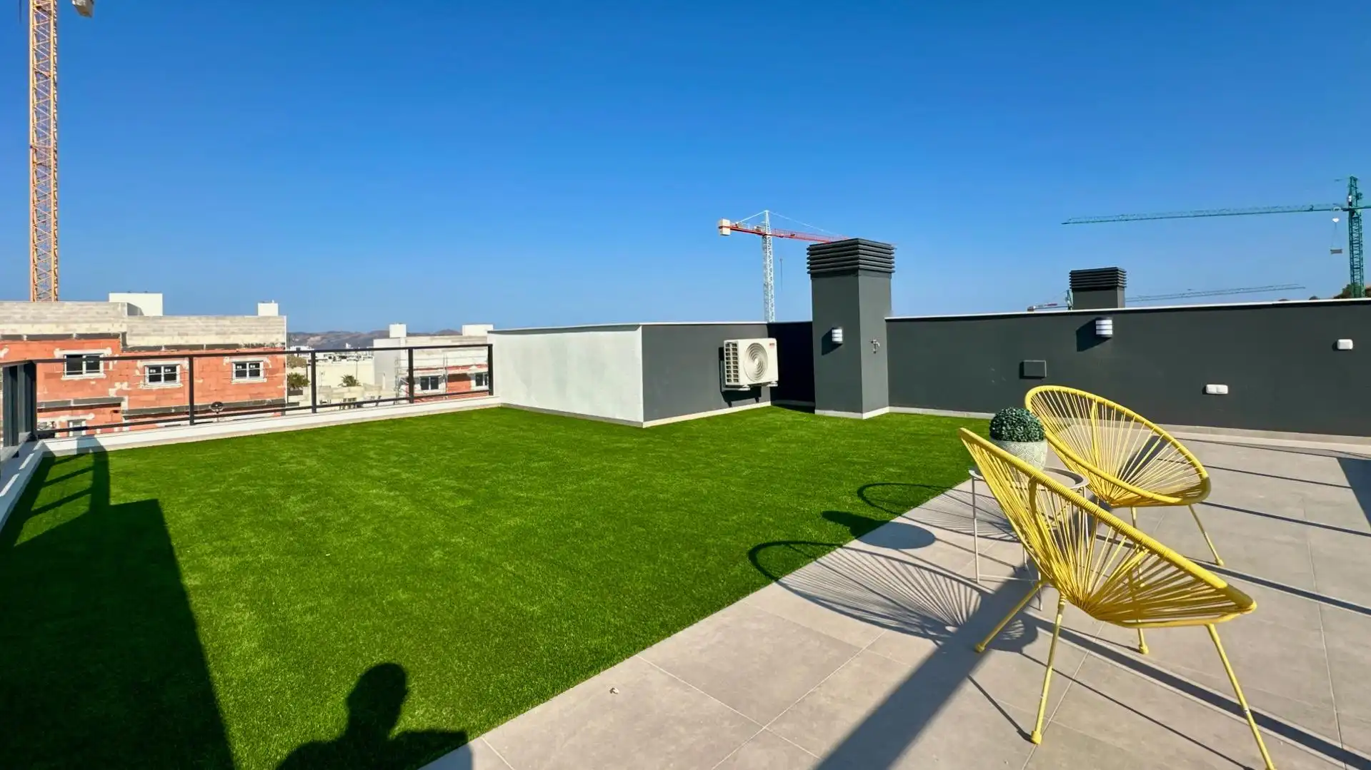 Terrassa de Apartament en venda en Finestrat amb Aire condicionat, Jardí privat i Terrassa