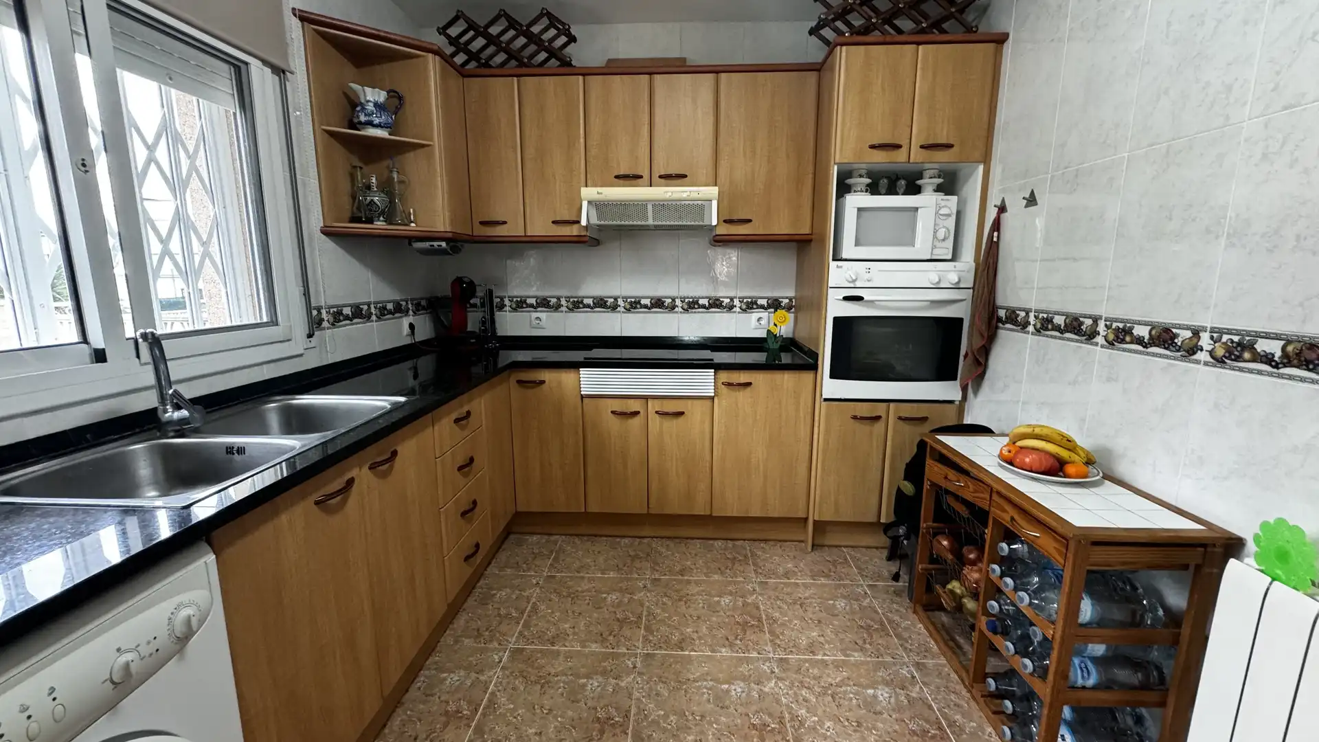 Cuina de Casa o xalet en venda en Creixell amb Aire condicionat, Calefacció i Jardí privat