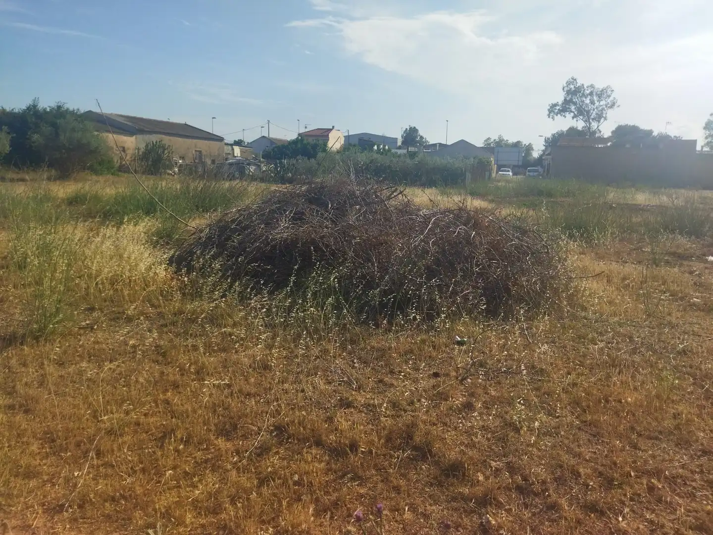 Rustikales Grundstück zum Verkauf in LEGANES