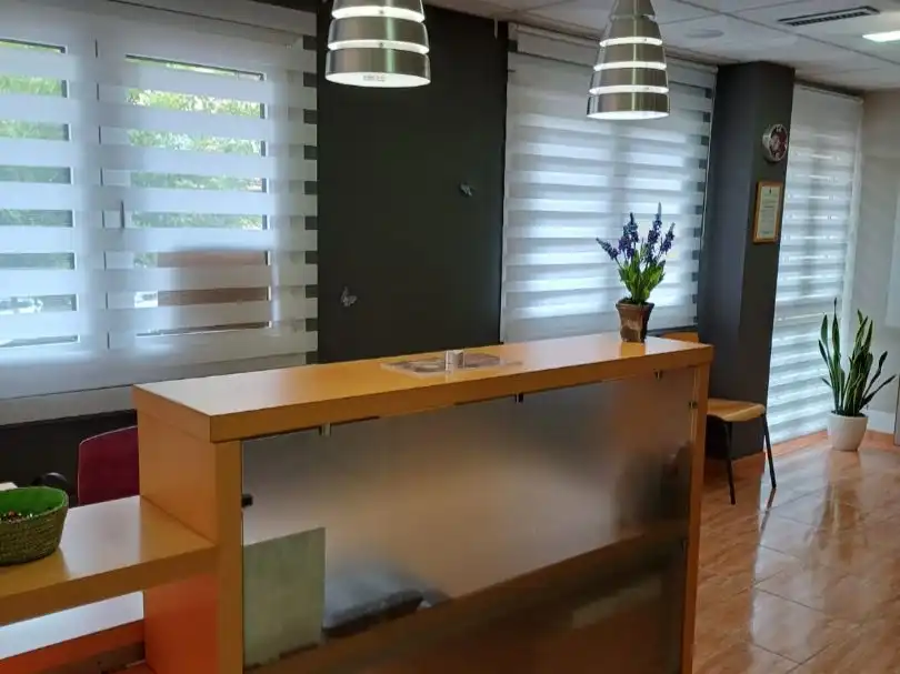 Local comercial de lloguer a Passeig Colon 47
