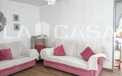 Living room of House or chalet for sale in Algeciras  with Balcony