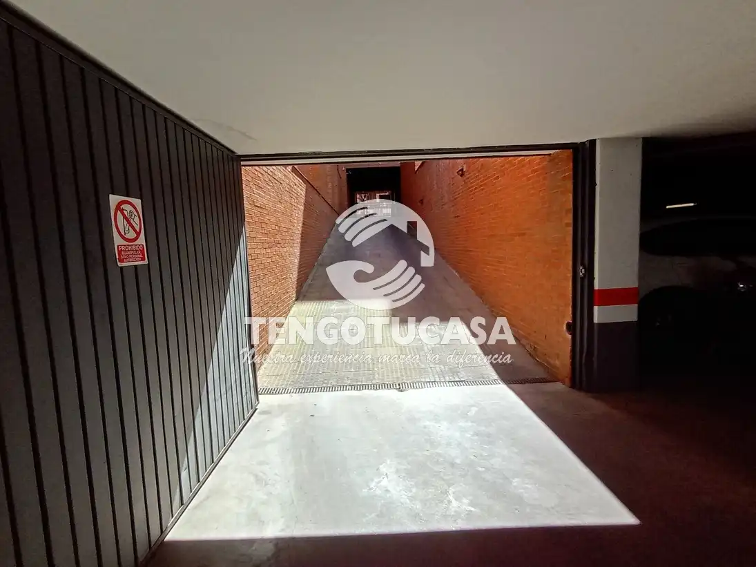 Aparcament de Garatge en venda en Madrid