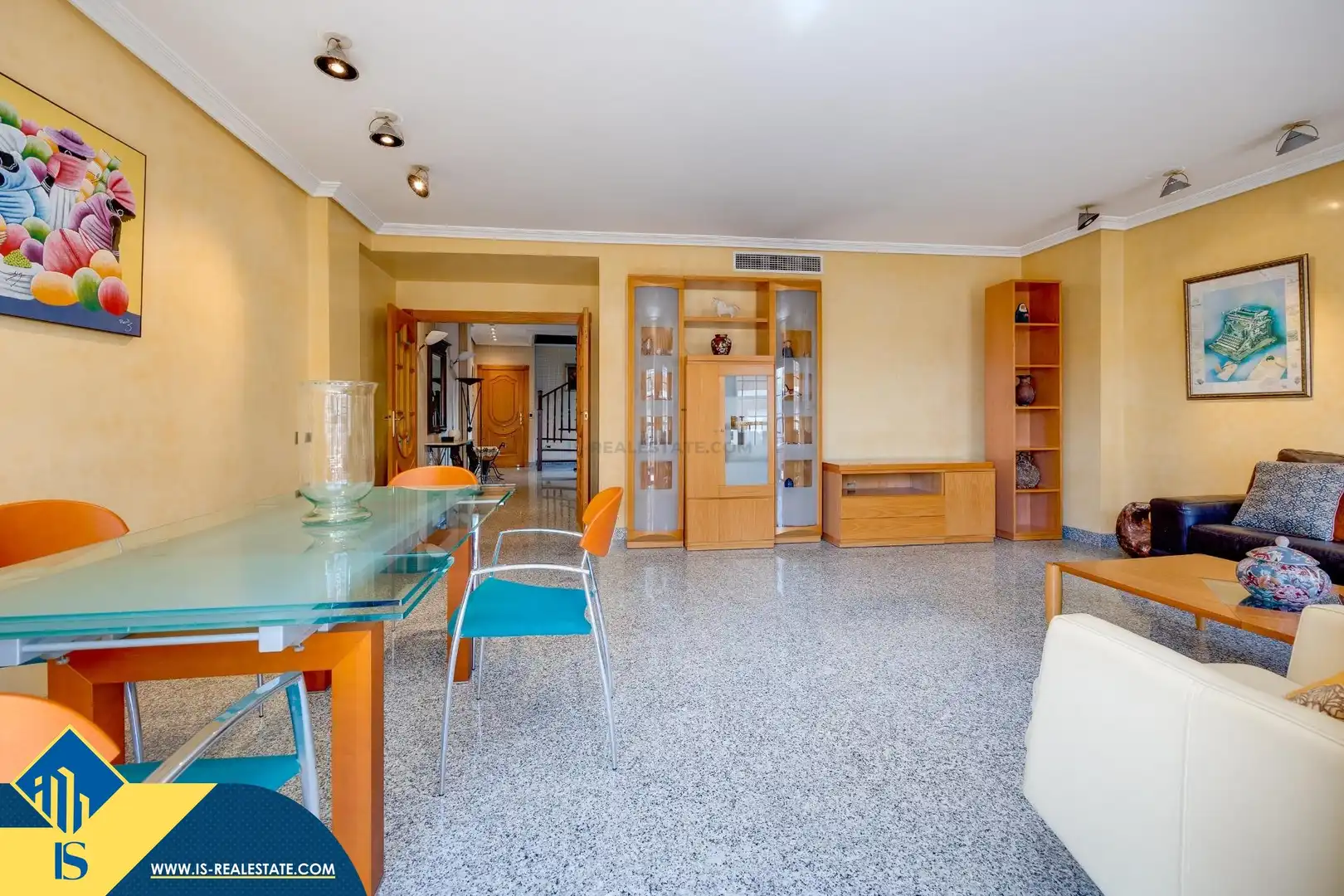 Ático de alquiler en Torrevieja con Terraza, Trastero y Amueblado