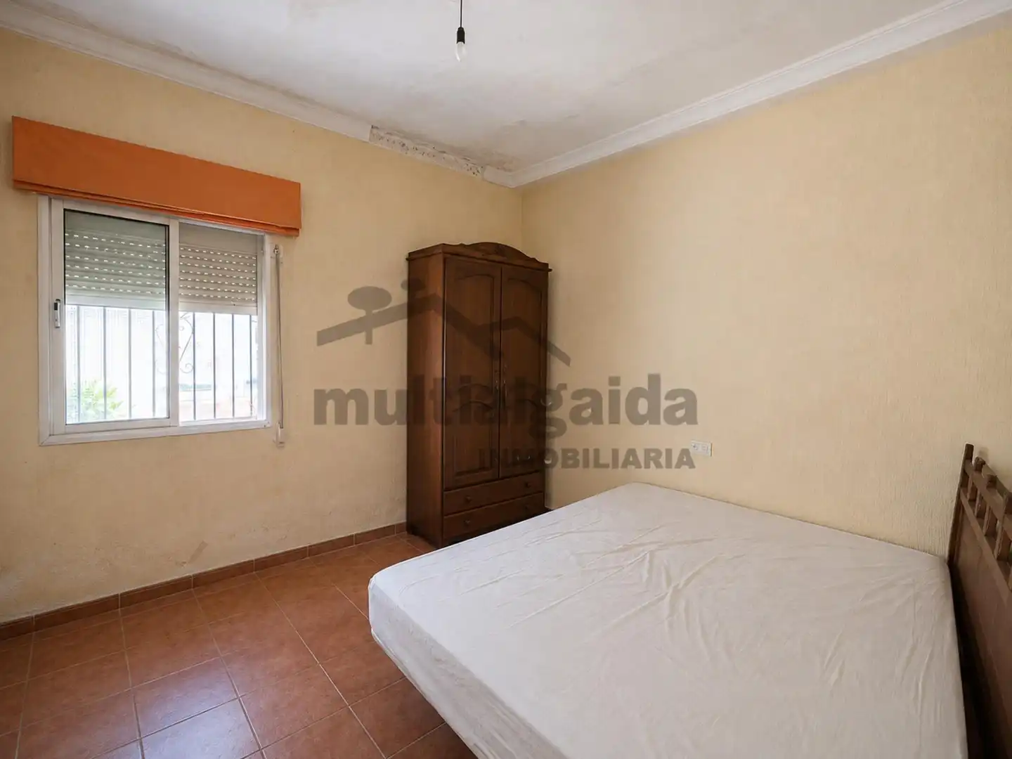 Dormitori de Casa o xalet en venda en Arcos de la Frontera amb Aire condicionat i Traster