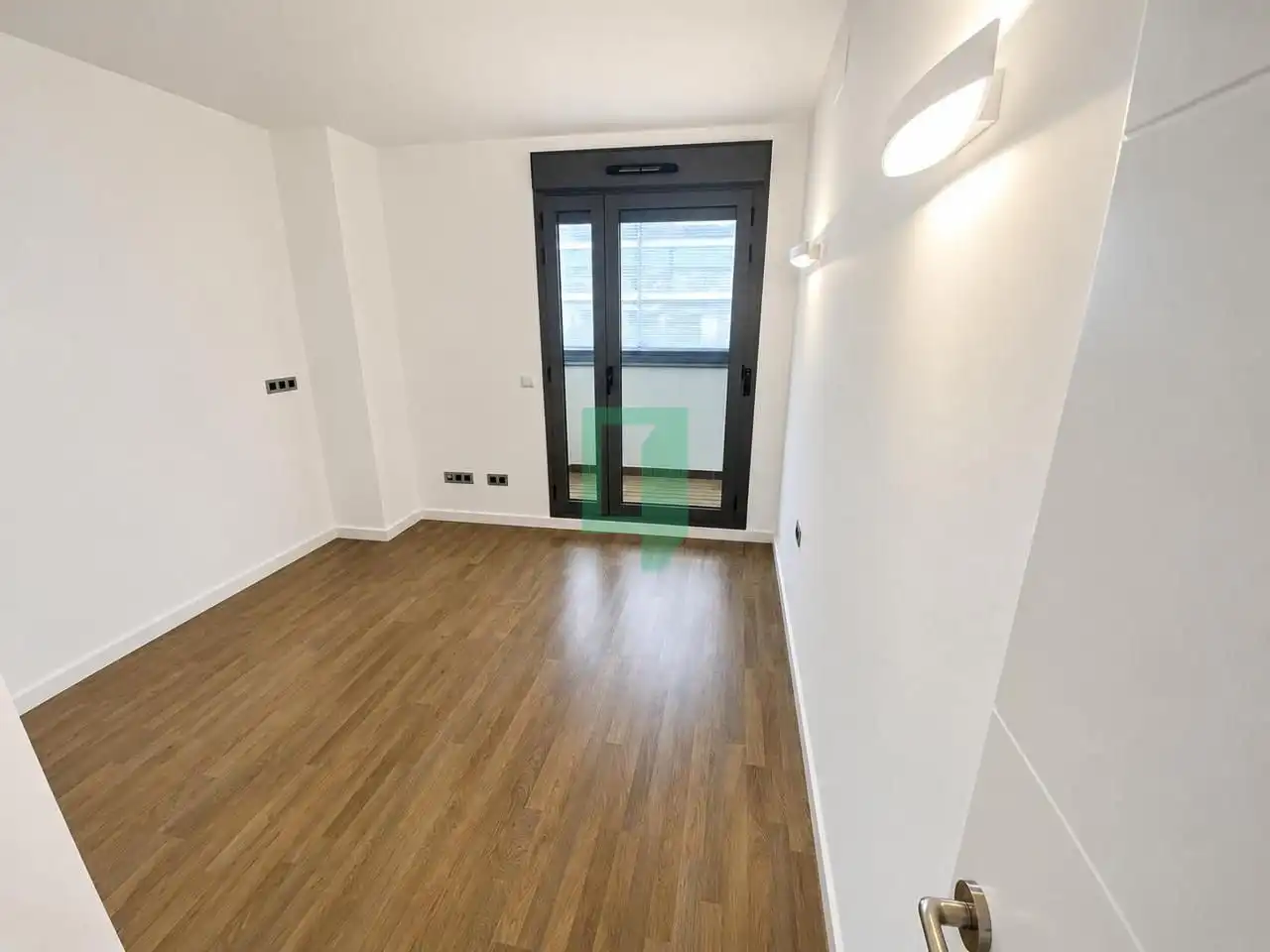 Bedroom of Flat for rent in Badalona  with Air Conditioner and Terrace