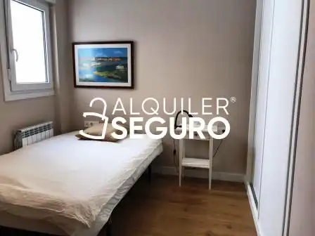 Dormitori de Pis de lloguer en Vitoria - Gasteiz amb Calefacció i Moblat