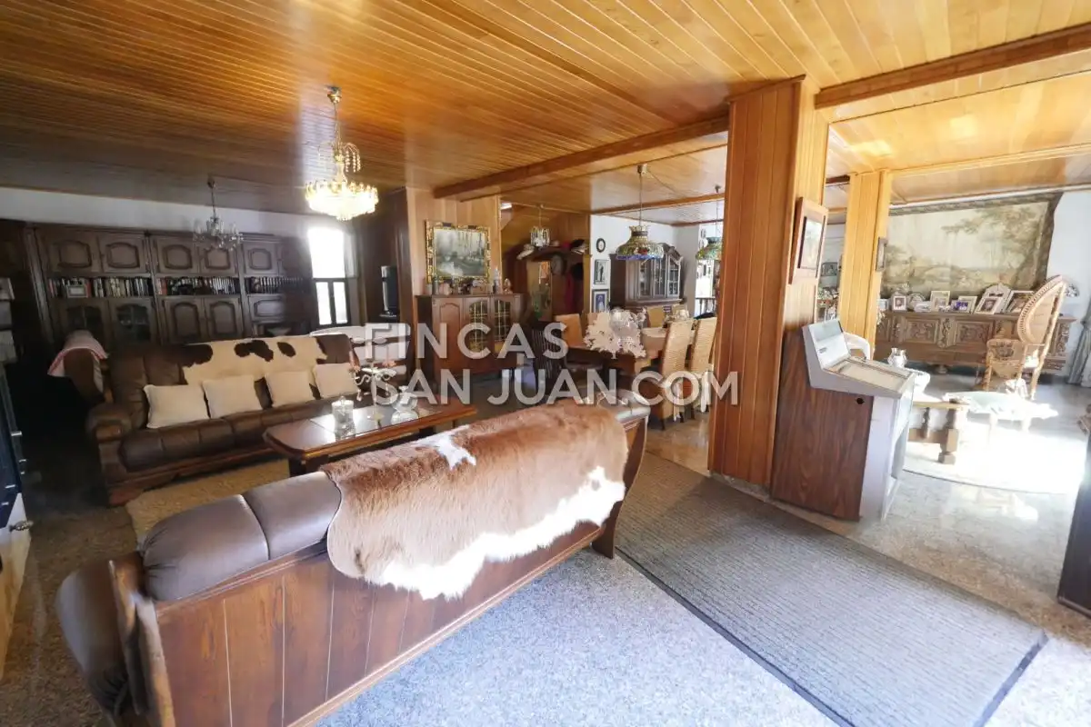 Houses for sale in El Campello  with Air Conditioner, Heating and Private garden