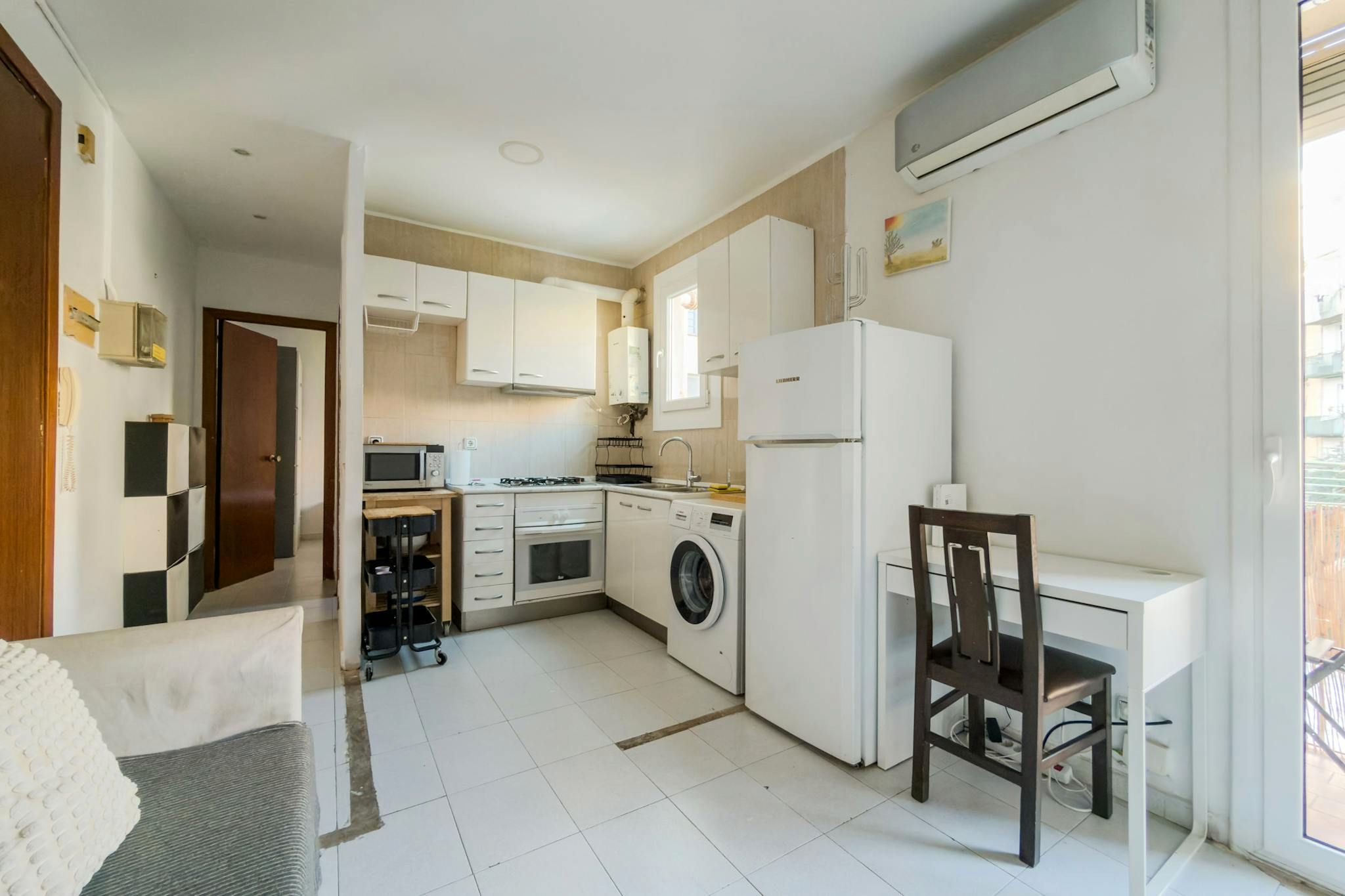 Kitchen of Flat to rent in  Barcelona Capital  with Air Conditioner, Heating and Furnished