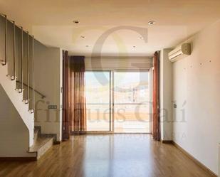 Sala d'estar de Dúplex en venda en Sant Fruitós de Bages amb Aire condicionat, Terrassa i Balcó