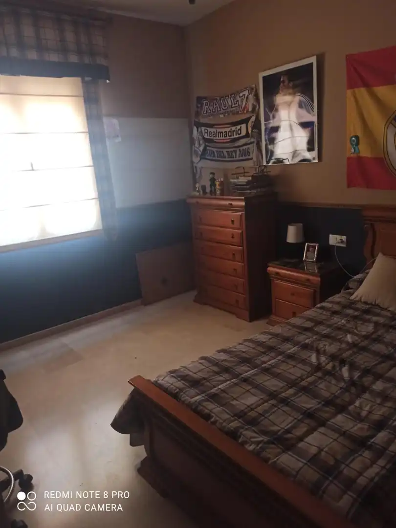 Habitación de Casa o chalet en venta en Baena con Aire acondicionado, Calefacción y Jardín privado