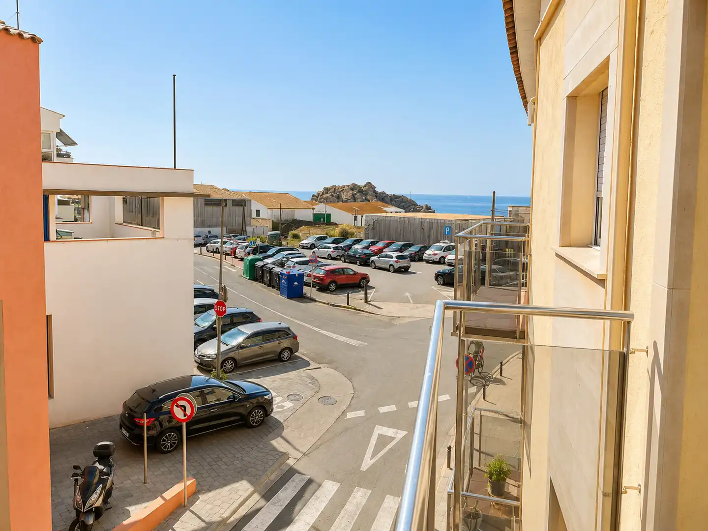 Parkplatz von Wohnungen zur Miete in Palamós mit Klimaanlage, Heizung und Möbliert