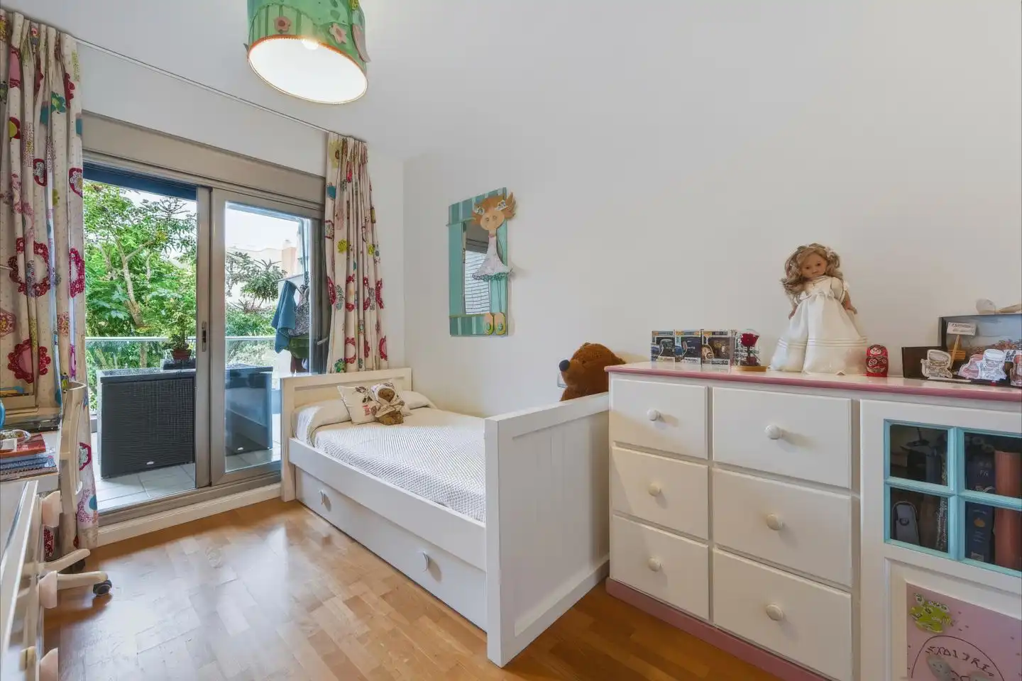 Schlafzimmer von Wohnung zum Verkauf in Almería mit Klimaanlage, Heizung und Terrasse