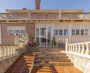 Vista exterior de Casa o xalet de lloguer en Meco amb Aire condicionat