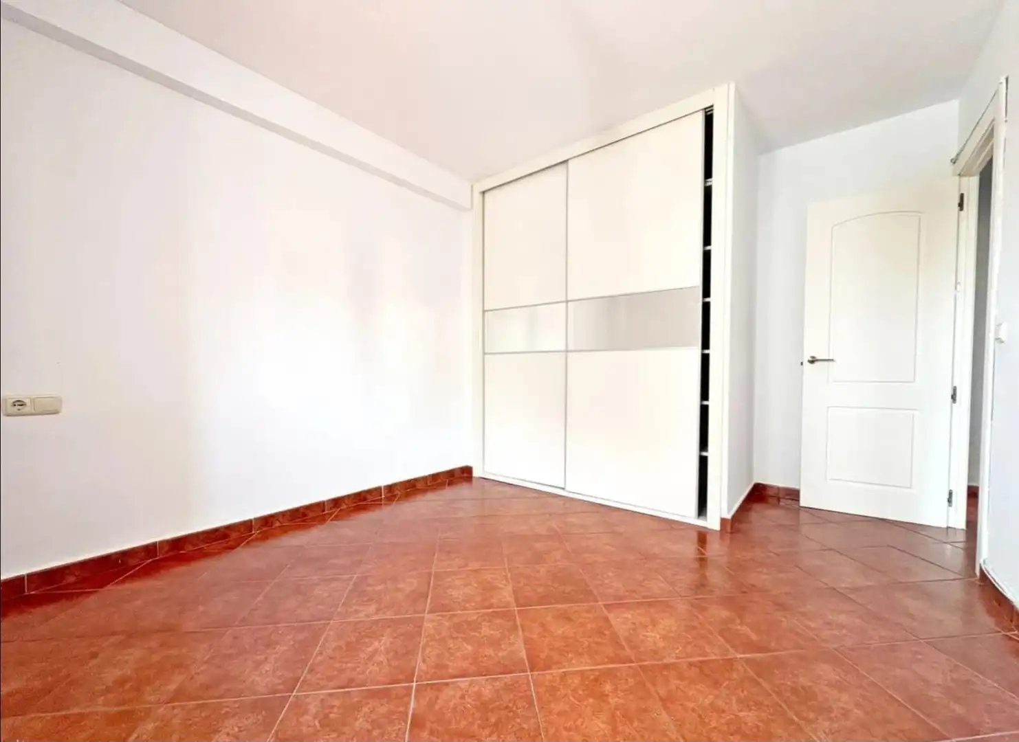 Dormitori de Apartament en venda en Málaga amb Aire condicionat, Calefacció i Moblat