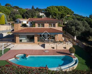 Exterior view of House or chalet for sale in Sant Vicenç de Montalt  with Air Conditioner, Heating and Private garden