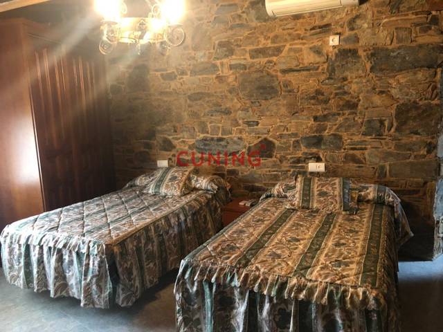 Casa-chalet en Venta en Calle Cervantes en Ladrillar