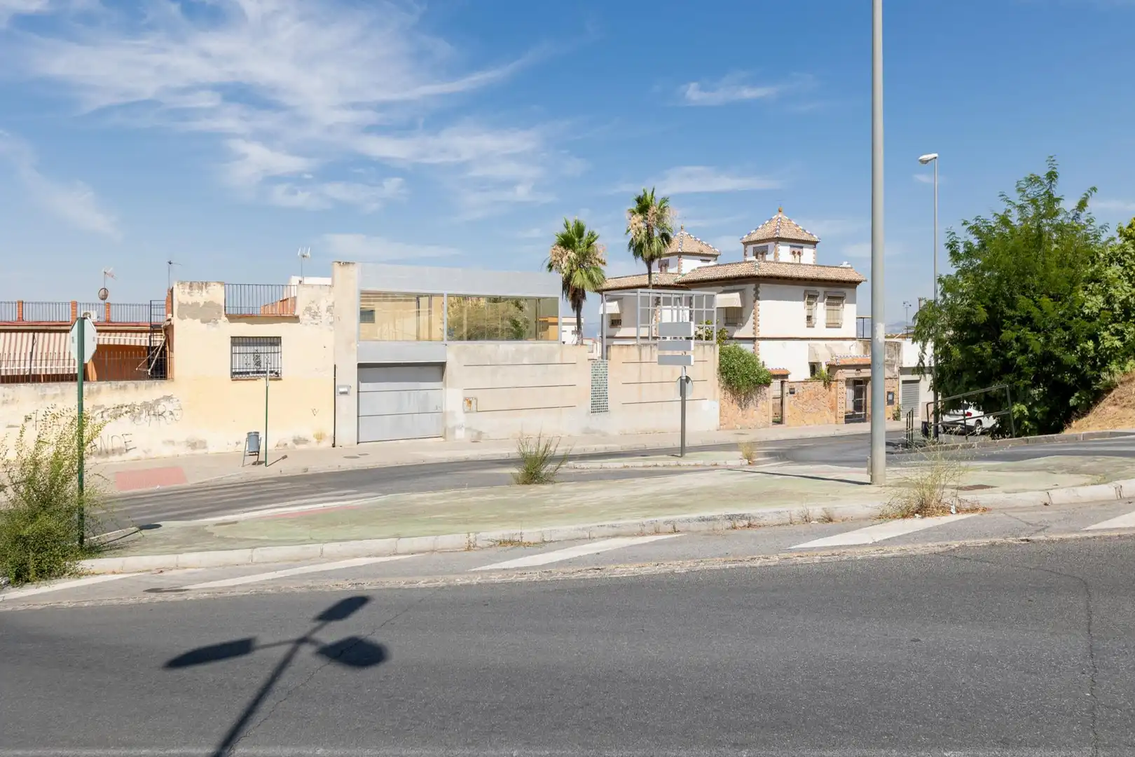 Exterior view of Houses for sale in Granada