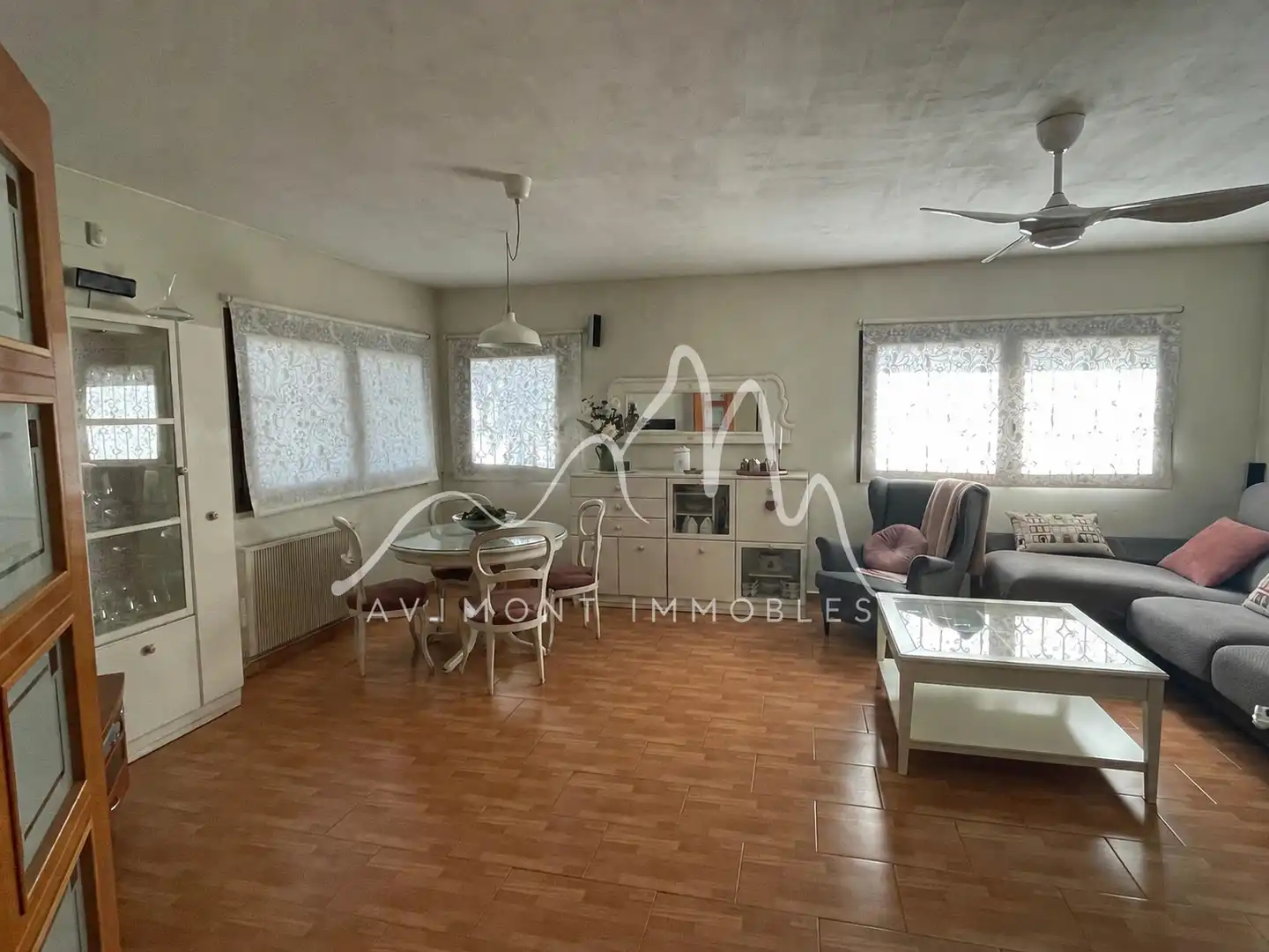 Sala de estar de Casa o chalet en venta en Collbató con Aire acondicionado, Calefacción y Jardín privado