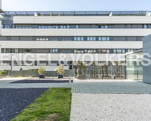 Vista exterior de Apartament en venda en Majadahonda amb Aire condicionat, Calefacció i Terrassa