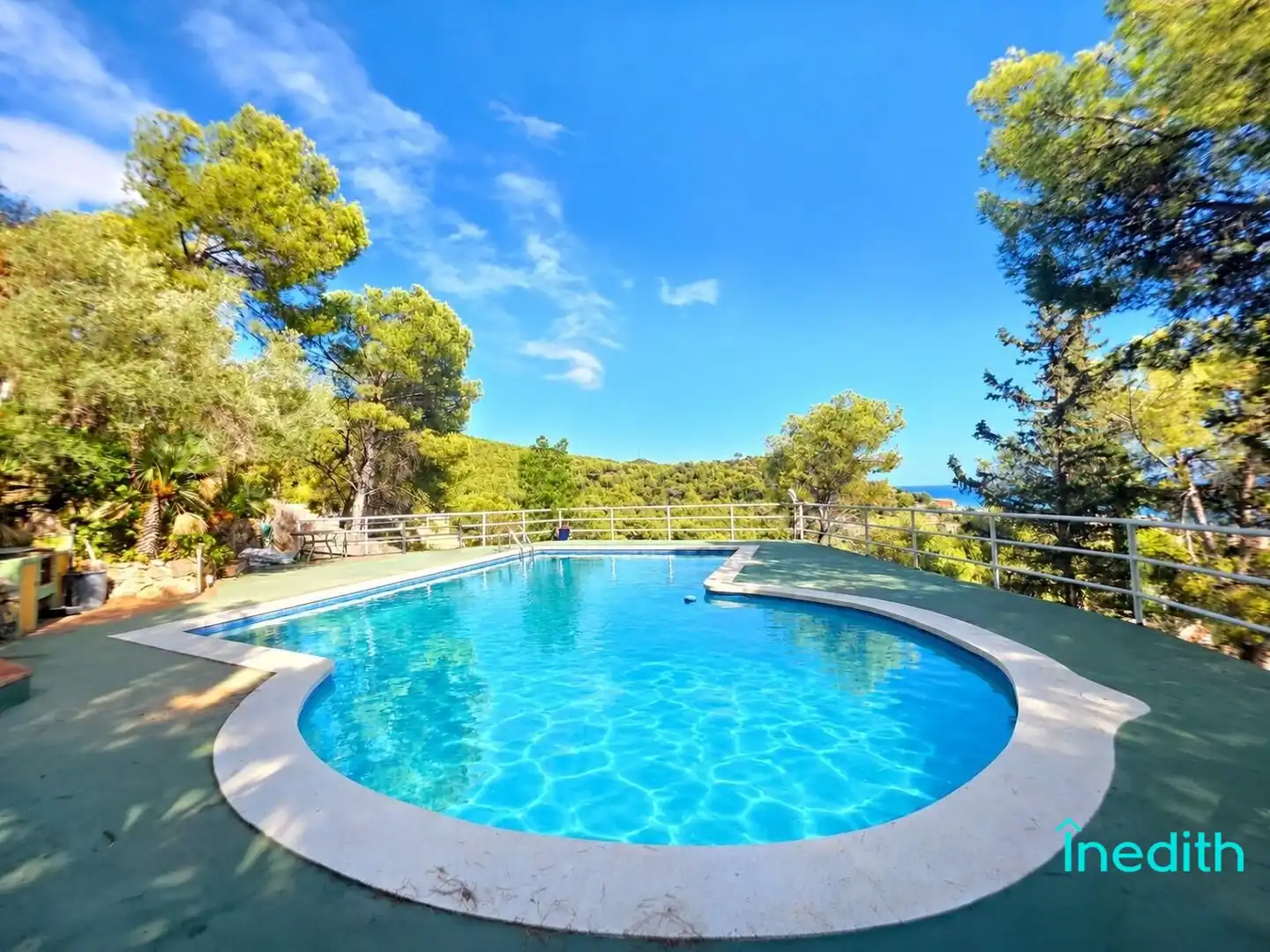 Casa amb terrassa en venda a Les Botigues de Sitges, imagen 3