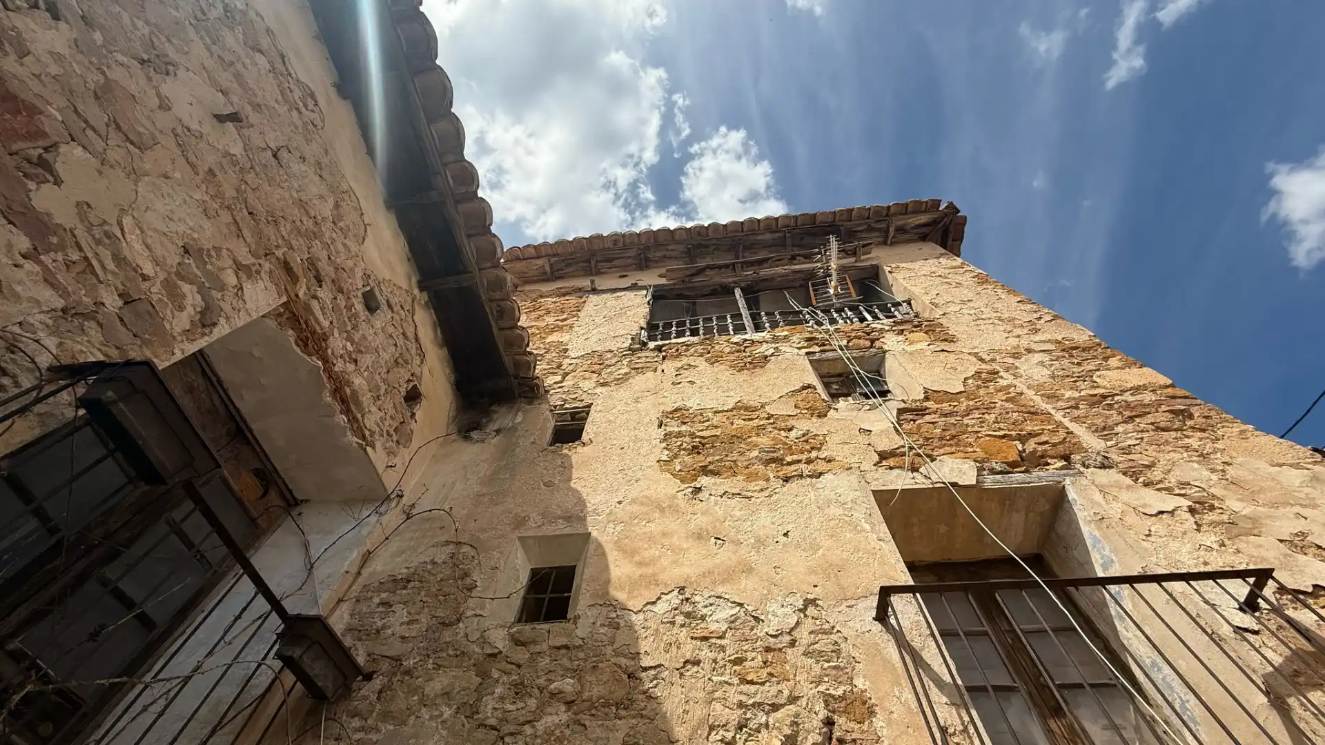 Vista exterior de Casa o xalet en venda en Camarillas amb Terrassa