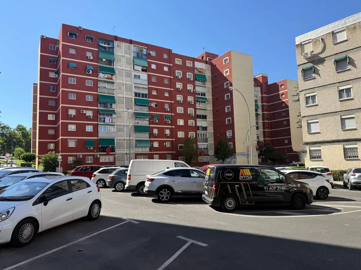 Wohnung mit Aufzug zum Verkauf in Calle del Ampurdán