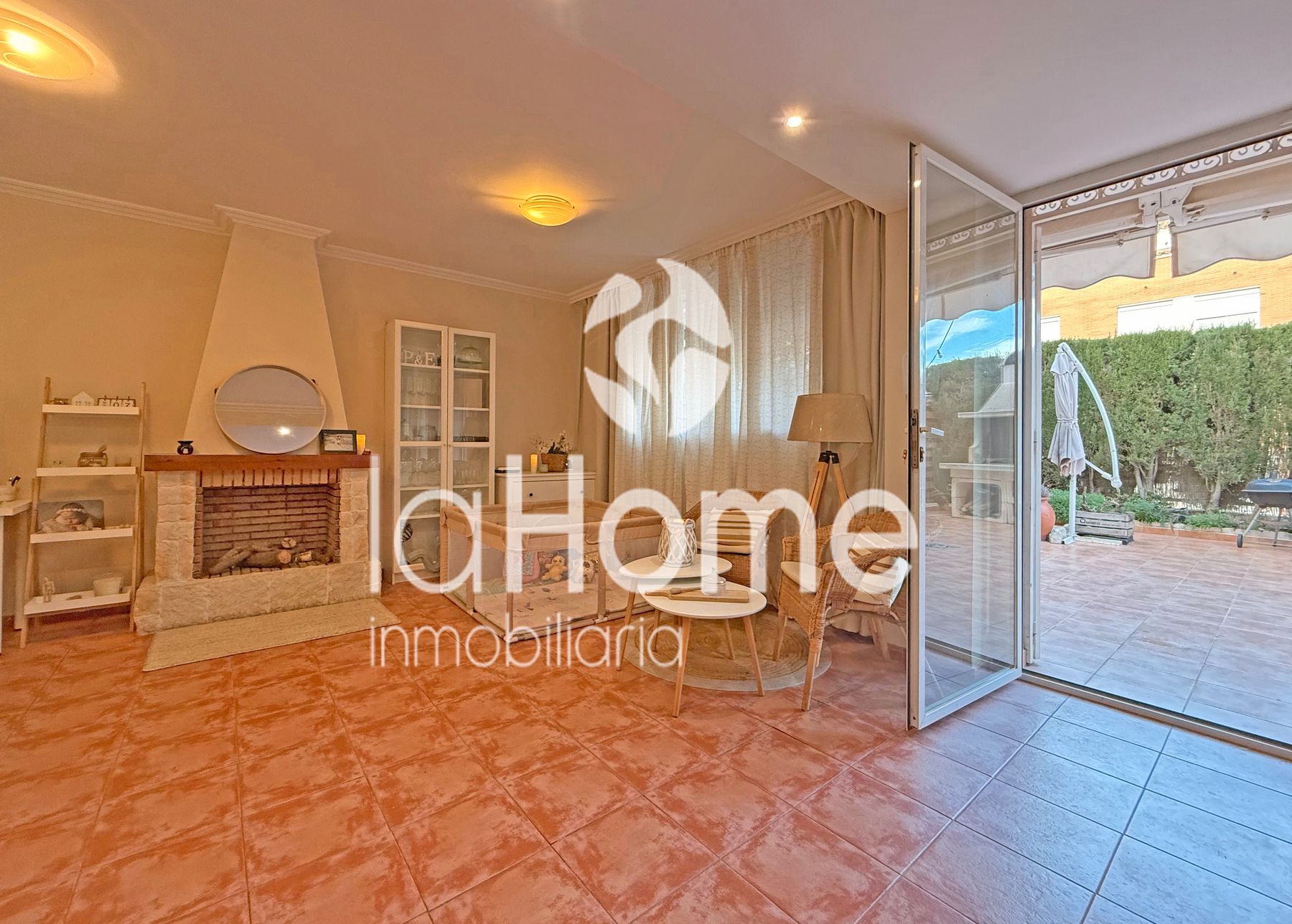 Living room of Single-family semi-detached for sale in Bétera  with Heating, Terrace and Oven