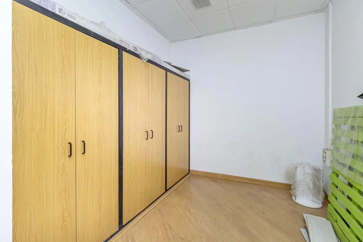 Local comercial de lloguer a Beiro, imagen 12
